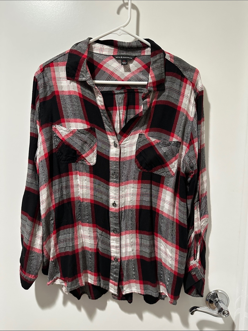 Rock & Republic Black, Red & White Plaid Button-Down Shirt